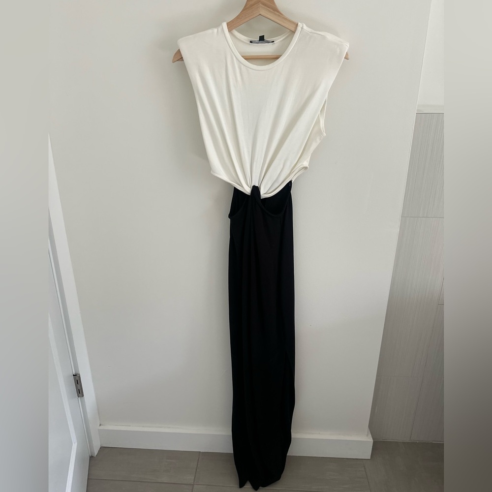 Elegant Black and White Maxi Dress